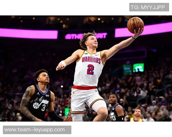 波杰姆斯基赛前与前队友维金斯重聚两人亲密拥抱温情互动