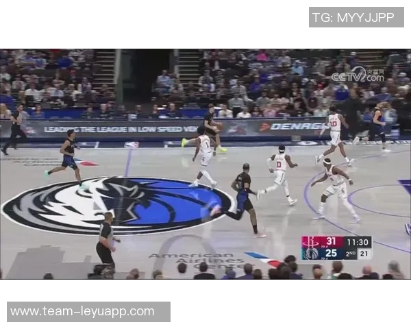 戴维斯怒怼火箭缺乏中锋与组织KD孤军奋战难敌强敌