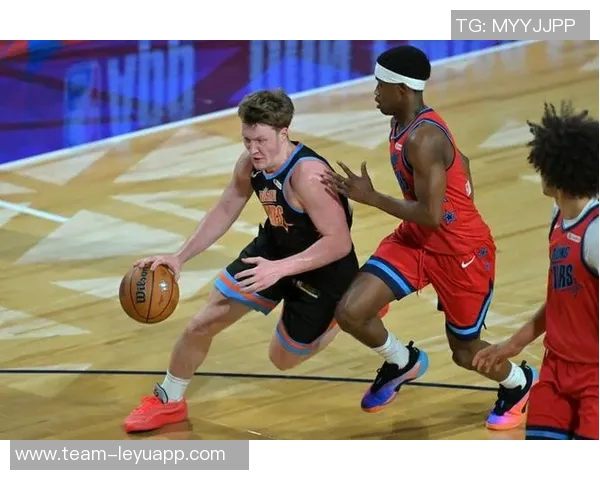 埃奇库姆全能表现助队取胜克尼佩尔创下历史最快200三分纪录